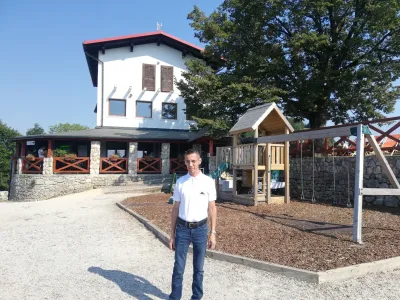 Novi najemnik grajskega gostišča Damjan Gaberšek vidi v lokaciji nad Kamnikom velik turistični potencial.