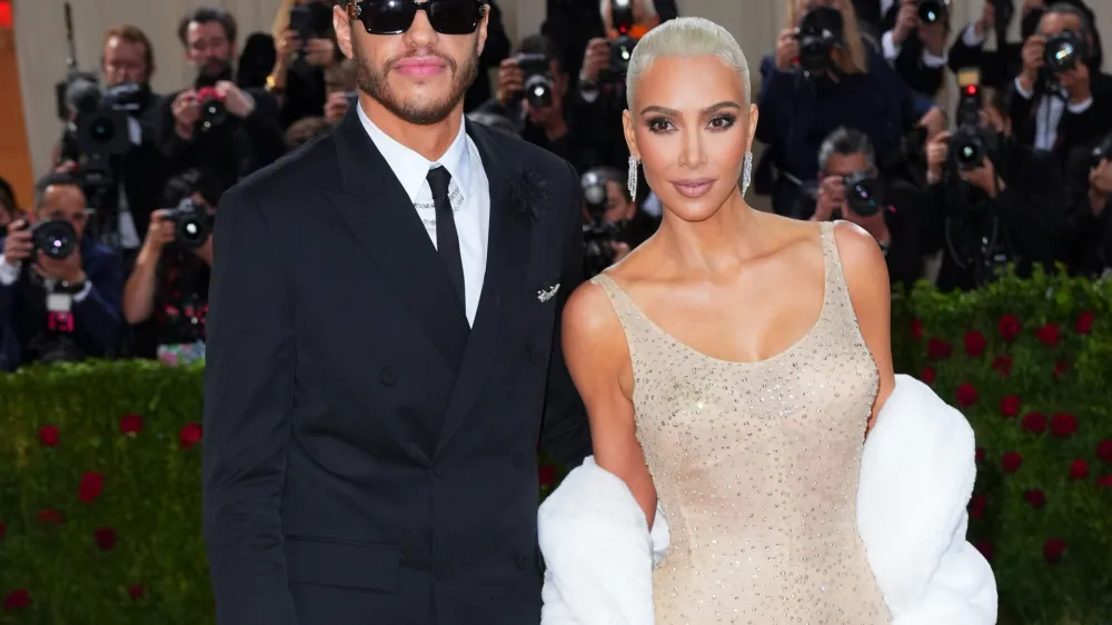 Pete Davidson in Kim Kardashian nista več v zvezi, sta pa ostala prijatelja. F instagram