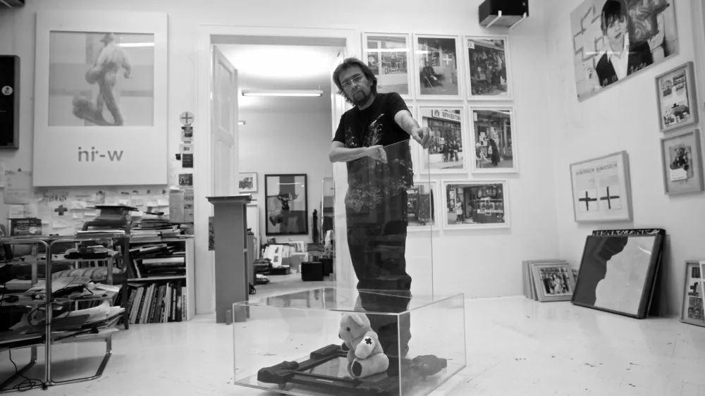 stanovanje Roman Uranjek Irwin- kultura bivanja - urbanizem - arhitektura - nepremičnine - naselja //FOTO: Luka CjuhaOPOMBA: ZA OBJAVO V PRILOGI  DNEVNIKOV OBJEKTIV - REPORTAA