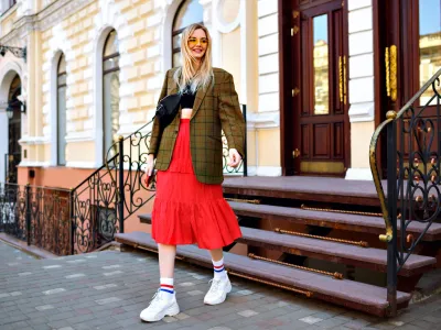 Vedno več je mladih, ki svoje modne kose najdejo v trgovinah z rabljenimi oblačili. F Shutterstock