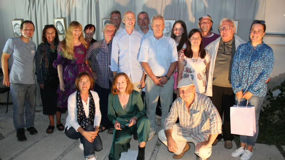 Organizatorji natečaja, pokrovitelji, žirija in nagrajenci F Gregor Gre&scaron;ak