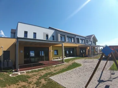 Nova podružnična &scaron;ola in vrtec Veliki Podlog. F Mestna občina Kr&scaron;ko