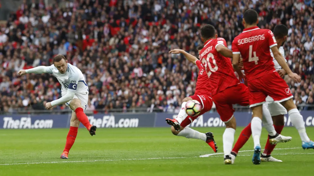 Football Soccer Britain - England v Malta - 2018 World Cup Qualifying European Zone - Group F - Wembley Stadium, London, England - 8/10/16<br>England's Wayne Rooney shoots at goal<br>Action Images via Reuters / Carl Recine<br>Livepic<br>EDITORIAL USE ONLY.