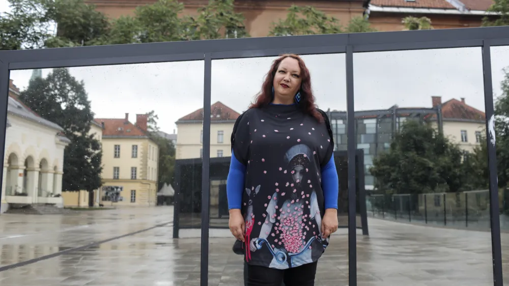 - 26.09.2022 - Jedrt Maležič, pisateljica in književna prevajalka iz angle&scaron;čine in franco&scaron;čine //FOTO: Jaka Gasar