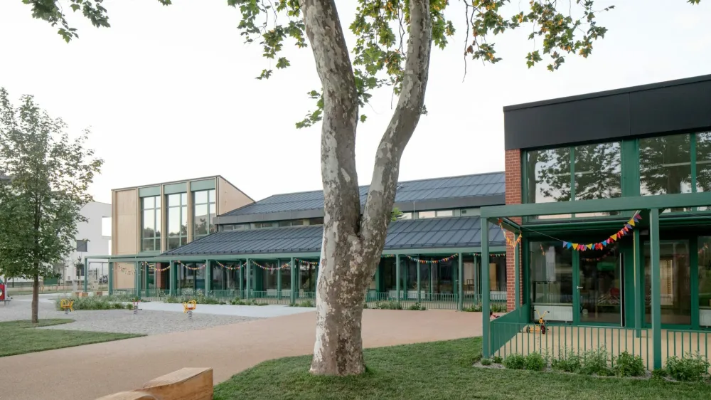 Prenovljena enota Učenjak vrtca Pedenjped je bila nagrajena z zlatim svinčnikom za arhitekturni presežek leta.