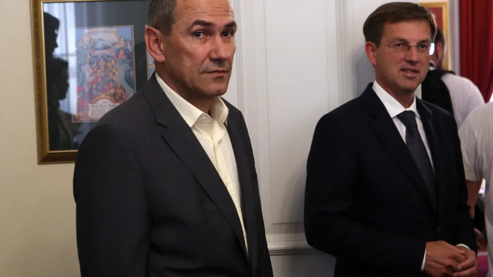 janez Jan&scaron;a in Miro CerarFoto: Tomaž Skale