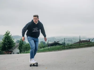 Martin Golob ima superge, ki se prodajajo za 6 tisoč evrov, a meni, da niso originalne. F instagram