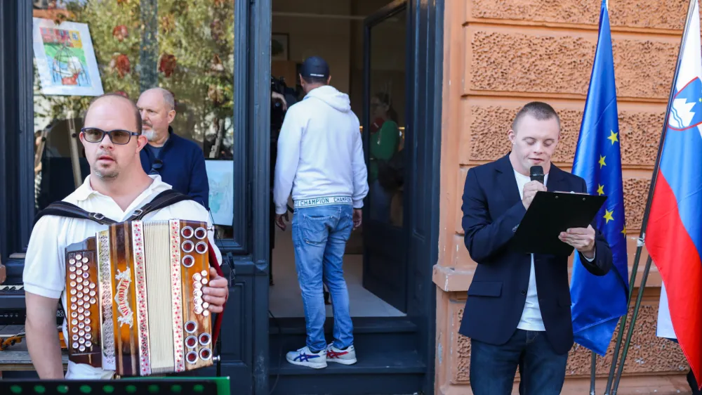 - 27.10.2022 &ndash; novi Zaposlitveni center Atelje 21 - Dru&scaron;tvo Downov sindrom Slovenija - odprtje zaposlitvenega centra, Breg 2 v Ljubljani //FOTO: Bojan Velikonja