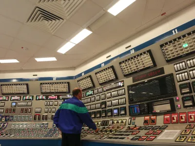 ﻿- kontrolna soba - simulator<br><br><br>- 29.09.2016 - Nuklearna elektrarna Krško (NEK) - Jedrska elektrarna Krško (JEK) - proizvodnja električne energije - <br><br><br><br>//FOTO: Luka Cjuha.<br>