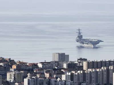 03.11.2022., Split - Americki nosac aviona USS George H.W. Bush (CVN-77) uplovio u Split. Photo: Milan Sabic/PIXSELL