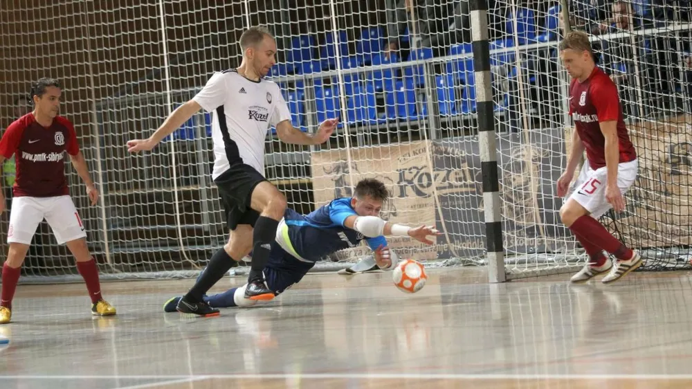 ﻿kristjan cujec futsal dvoranski nogomet dobovec