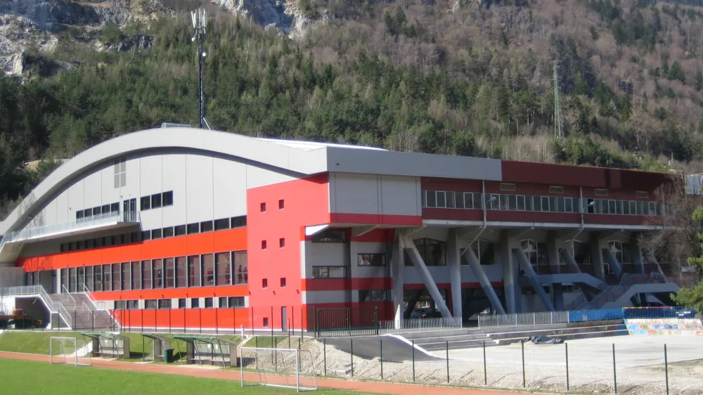 dvorana podmežakla jesenice