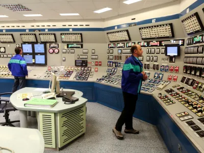 ﻿- kontrolna soba - simulator<br><br><br>- 29.09.2016 - Nuklearna elektrarna Krško (NEK) - Jedrska elektrarna Krško (JEK) - proizvodnja električne energije - <br><br><br><br>//FOTO: Luka Cjuha.<br>