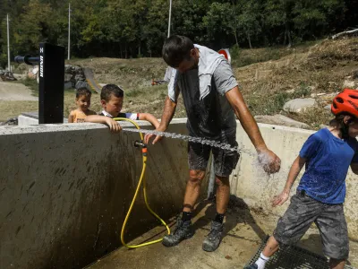 21.07.2022 - vročinski val - visoka temperatura- suša - nizek vodostaj rek - reka Foto: Luka Cjuha