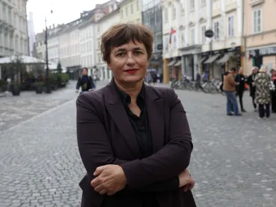 Nata&scaron;a Sukič, kandidatka za ljubljansko županjo in poslanka Levica - 19.10.2022 &ndash; Lokalne volitve 2022 - predstavitev kandidatke za ljubljansko županjo Nata&scaron;o Sukić z podporo stranke Levica //FOTO: Tomaž Skale