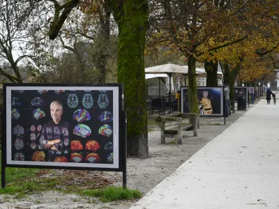 - 23.11.2022 - Razstavni prostor Krakovski nasip v Ljubljani – razstava Portreti znanosti, portreti vrhunskih raziskovalk in raziskovalcev Univerze v Ljubljani //FOTO: Nik Erik Neubauer