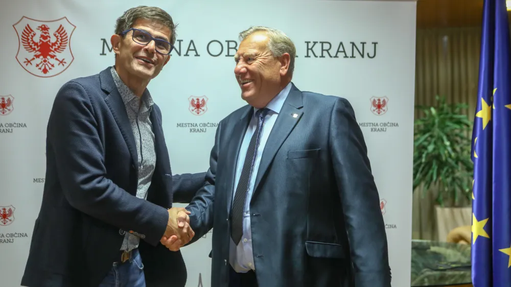 Župansko tekmo v Mestni občini Kranj bosta zapečatila sedanji župan Matjaž Rakovec in njegov izzivalec Ivo Bajec.
 