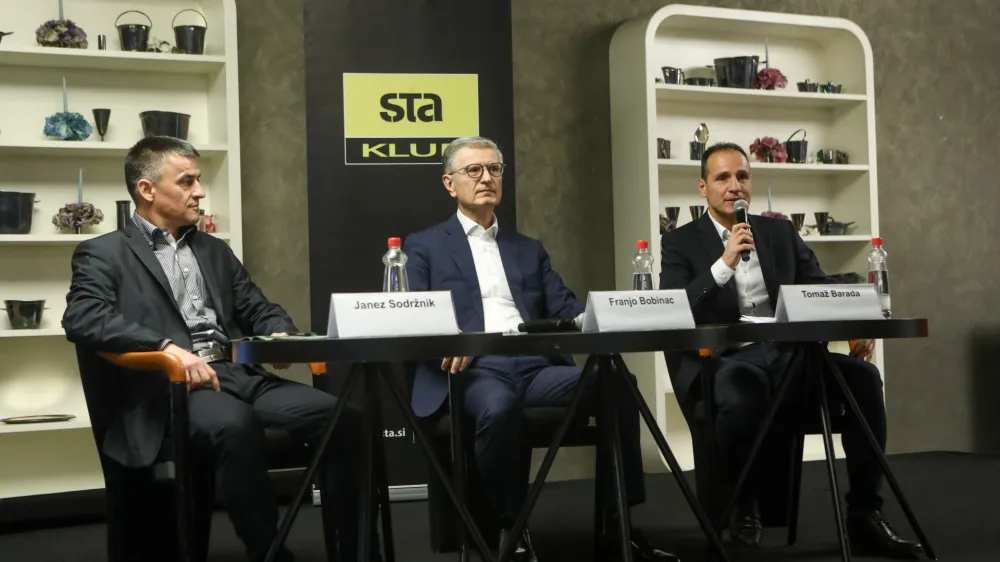 Janez Sodržnik, Franjo Bobinac in Tomaž Barada09.12.2022 - soočenje kandidatov za predsednika Olimpijskega komiteja Slovenije, za to mesto se potegujejo Tomaž Barada, Franjo Bobinac in Janez SodržnikFoto: Luka Cjuha