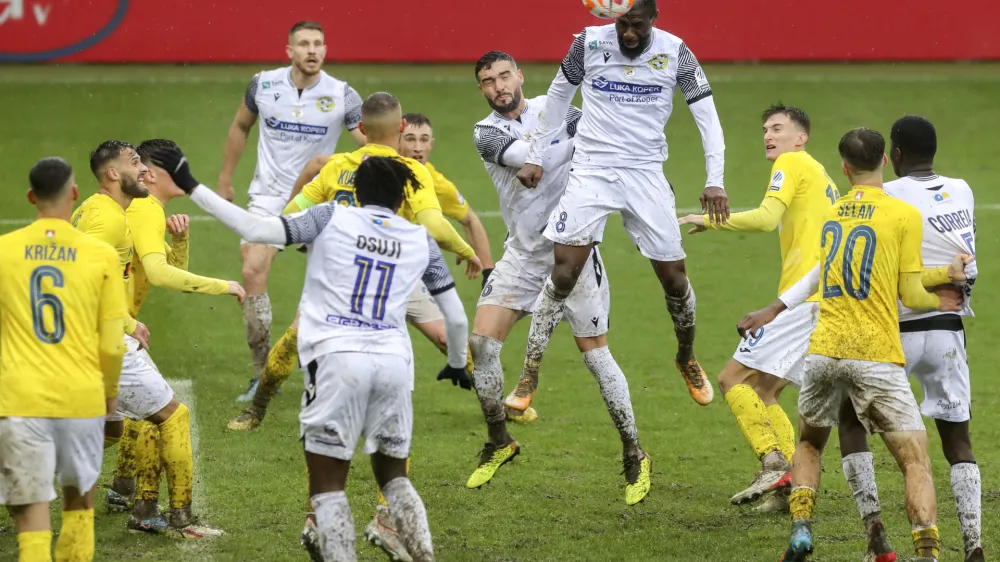 - 10.12.2022 – nogomet - Bravo – Koper, Prva liga Telemacha, 19. krog: //FOTO: Jaka Gasar