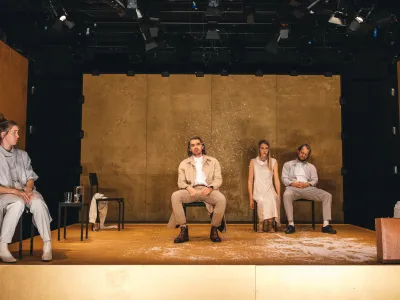 Ivan Viripajev: Neskončno dolgi objemi, MGL 2022