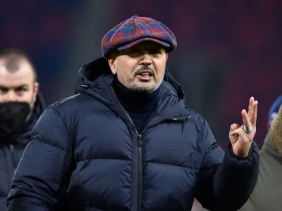 FILE PHOTO: Soccer Football - Serie A - Bologna v Napoli - Stadio Renato Dall'Ara, Bologna, Italy - January 17, 2022 Bologna coach Sinisa Mihajlovic reacts after the match REUTERS/Jennifer Lorenzini/File Photo