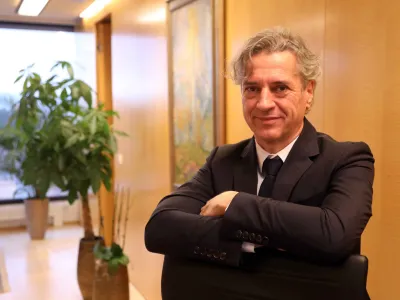 - 23.12.2022 – Dr. Robert Golob, elektroinženir, poslovnež in politik – predsednik vlade RS od 1. junija 2022 in predsednik stranke Gibanje Svoboda od 26. januarja 2022 //FOTO: Tomaž SkaleOPOMBA: DNEVNIKOV OBJEKTIV 2022 – INTERVJU