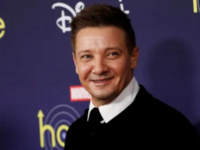 FILE PHOTO: Actor Jeremy Renner poses for a picture during the premiere of the television series Hawkeye at El Capitan theatre in Los Angeles, California, U.S. November, 17, 2021. REUTERS/Mario Anzuoni/File Photo
