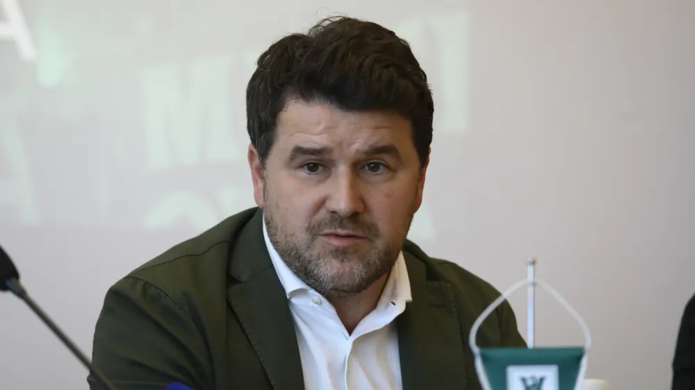 direktor NK Olimpija Igor Barišić - 23.03.2022 – Nogometni klub NK Olimpija - predstavili novega trenerja Roberta Prosinečkega //FOTO: Luka Cjuha