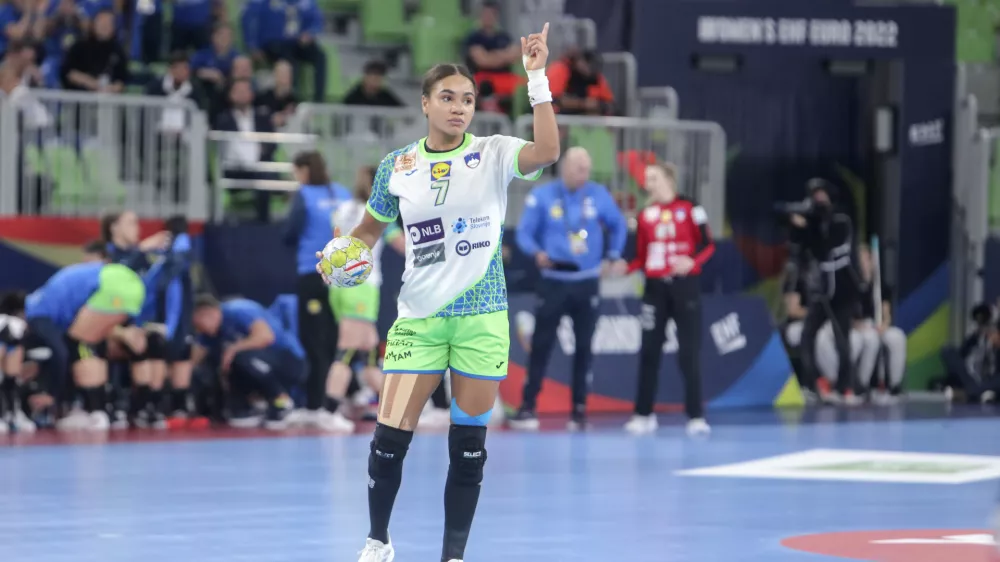 Elizabeth Omoregie- 14.11.2022 &ndash; ženski rokomet &ndash; Slovenija: Norve&scaron;ka, EHF evropsko prvenstvo v rokometu za ženske v Sloveniji: glavni del - skupina I - 2. krog. //FOTO: Jaka Gasar