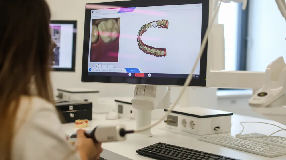 Koncesije bodo podeljevali v zobozdravstveni dejavnosti, preostala področja pa v aktualni razpis niso vključena. V igri so tudi korenitej&scaron;i posegi v podeljevanje koncesij. Fotografija je simbolična.