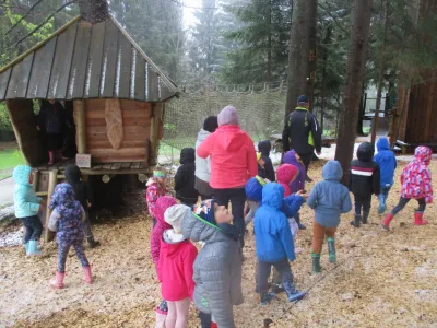 Če bo predlog spremembe cen v sredo sprejet, se bodo cene v kranjskih vrtcih v povprečju povišale za 13,94 odstotka. Cene so ali pa bodo povišali tudi v drugih mestnih občinah. 