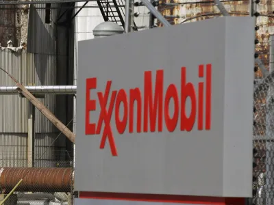 A view of the Exxon Mobil refinery in Baytown is seen in Texas, in this file photo taken September 15, 2008.  A jury in Maryland awarded plaintiffs suing oil company Exxon Mobil about .5 billion for a 2006 leak at a gasoline station, according to court documents. Verdicts released by the Baltimore County Circuit Court on Friday showed the jury awarded the 160 plaintiffs in the case against the oil company more than  billion in punitive damages. That figure is in addition to the 5 million in compensation that the jury awarded the plaintiffs for damage caused by the 26,000 gallons of gasoline that leaked from a pressurized line in Jacksonville, Maryland over 37 days in January and February in 2006, according to media reports. Picture taken September 15, 2008. REUTERS/Jessica Rinaldi/Files (UNITED STATES - Tags: ENERGY BUSINESS)