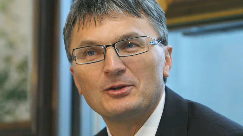 lastnik in direktor MIK Celje Franci Pliber&scaron;ek- podjetja MIK Celje ob prejemu prestižne evropske nagrade za poslovno odličnost (R4E) fundacije EFQM, //FOTO: Jaka AdamičOPOMBA: ZA OBJAVO V ČASOPISU DNEVNIK