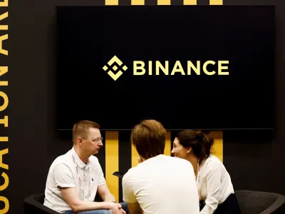 FILE PHOTO: A logo of Binance is seen at its booth, at the Viva Technology conference dedicated to innovation and startups, at Porte de Versailles exhibition center in Paris, France June 17, 2022. REUTERS/Benoit Tessier/File Photo