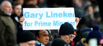 11 March 2023, United Kingdom, London: A Manchester City fan holds up a sign in support of Match of the Day presenter Gary Lineker during the English Premier League soccer match between Crystal Palace and Manchester City at Selhurst Park. Photo: Zac Goodwin/PA Wire/dpa