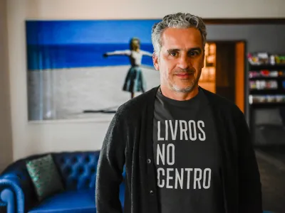 José Luís Peixoto, portugalski pisatelj - avtor romana Mestece Galveias - 12.03.2023 - 20. Festival Literature sveta – Fabula 2023 - pogovor s portugalskim pisateljem Joséjem Luísom Peixotom, enim najvidnejših ustvarjalcev sodobne portugalske književnosti, //FOTO: Nik Erik Neubauer