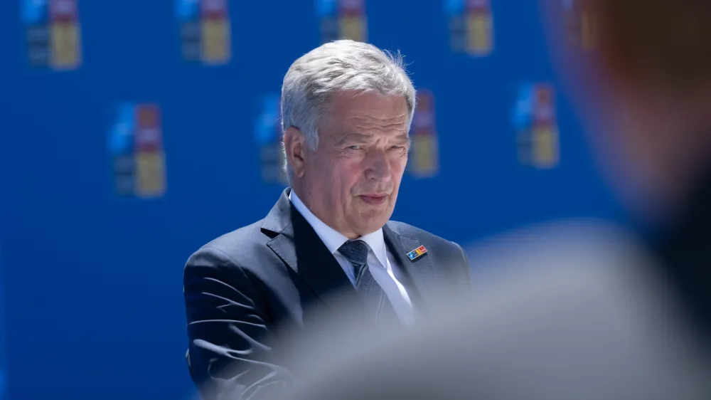 FILED - 29 June 2022, Spain, Madrid: Finnish President Sauli Niinisto arrives to attend a NATO Summit in Madrid. Finnish President Sauli Niinisto plans to travel to the earthquake zone in south-east Turkey on Thursday and hold talks with President Recep Tayyip Erdogan in Istanbul the following day. Photo: -/NATO/dpa - ATTENTION: editorial use only and only if the credit mentioned above is referenced in full