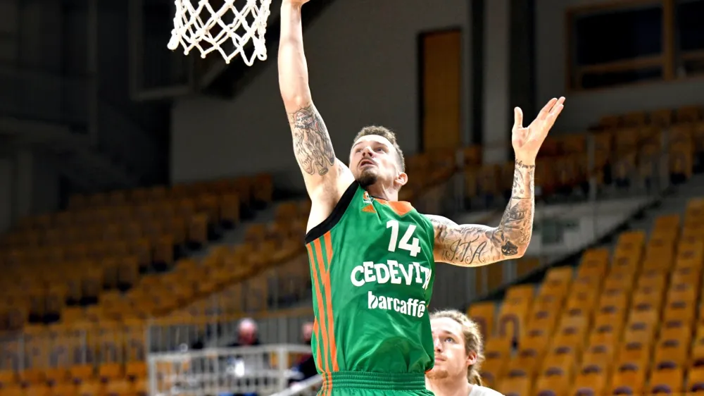 Josh Adams, Cedevita Olimpija