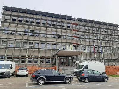 Na kranjskem okrožnem sodi&scaron;ču so nekdanjemu profesionalnemu boksarju izrekli varstveni ukrep obveznega psihiatričnega zdravljenja.