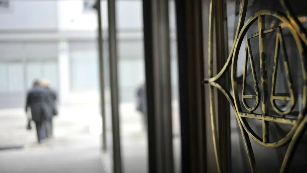 Na pravosodnem ministrstvu načrtujejo, da se bodo sistemsko in celovito lotili prenove procesne in organizacijske zakonodaje na kazenskopravnem področju.&nbsp;