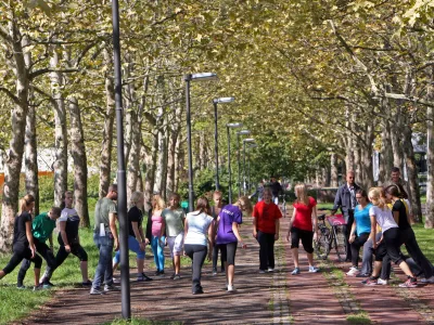 ilustrativna fotografija - študenti - dijaki - telovadba//FOTO: Tomaž Skale