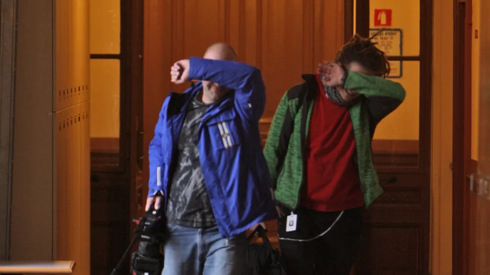 - ilustrativna fotografija -zakritost - neprepoznavnost - sramovanje - - Vrhovno sodi&scaron;če RS - //FOTO: Tomaž Skale