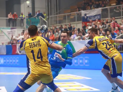 Maribor - rokomet - Slovenija ter Bosna in Hercegovina - navijači - Rok Ovniček - Rokomet - Avtor: Sa&scaron;o Bizjak