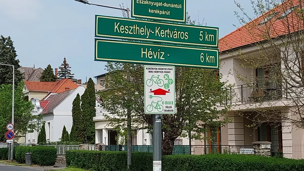 Kolesarjenje ob Blatnem jezeru