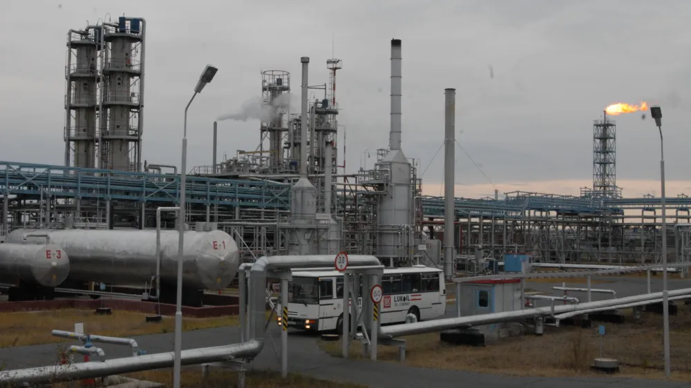 RUSIJA – Sibirija - Kogalym - LUKOIL - rafinerija - črpališče nafte – naftno polje,  // FOTO: Jaka AdamičOPOMBA: ZA OBJAVO V ČASOPISU DNEVNIK