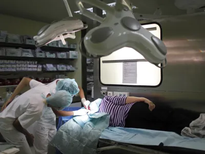 Urgenca UKC - Urgentni kirurški blok  - ilustrativna fotografija - zdravstvo - zdravniki -  ///FOTO: Luka Cjuha///FOTO: Luka Cjuha