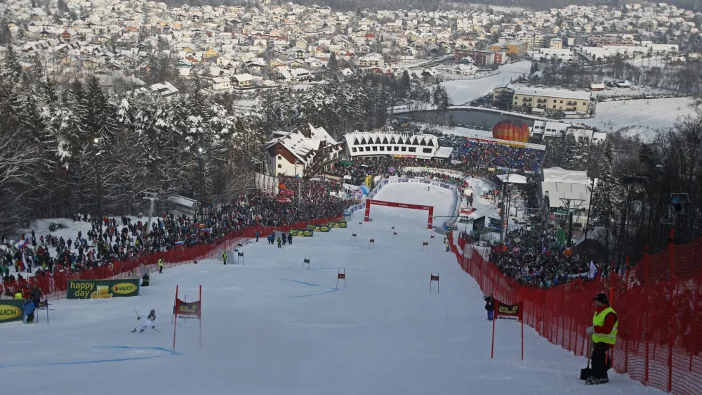 ﻿- 49. pokal Zlata lisica 2013 - Svetovni pokal v alpskem smučanju na Mariborskem Pohorju //FOTO: Luka Cjuha