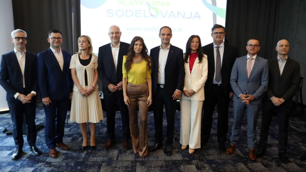 Jernej Pikalo, Rok Ravnikar, Alja Brglez, Mitja Čander, Eva Irgl, Matej Logar, Romana Jordan, XY, Matej Avbelj in Igor Masten<br><br>- 31.05.2023 &ndash; Dru&scaron;tvo Platforma Sodelovanja &ndash; uradna ustanovitev dru&scaron;tva poslanca SDS Anžeta Logarja,