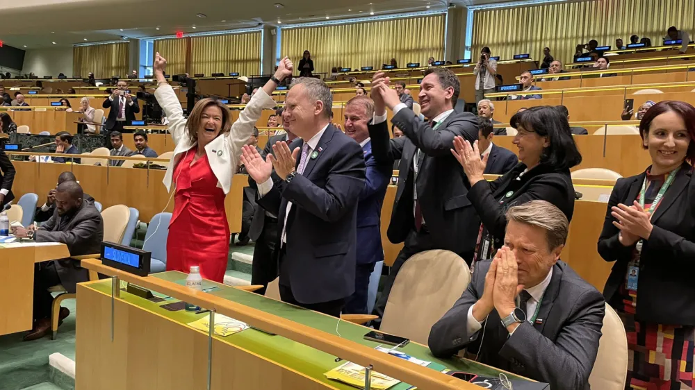 fajon, združeni narodi