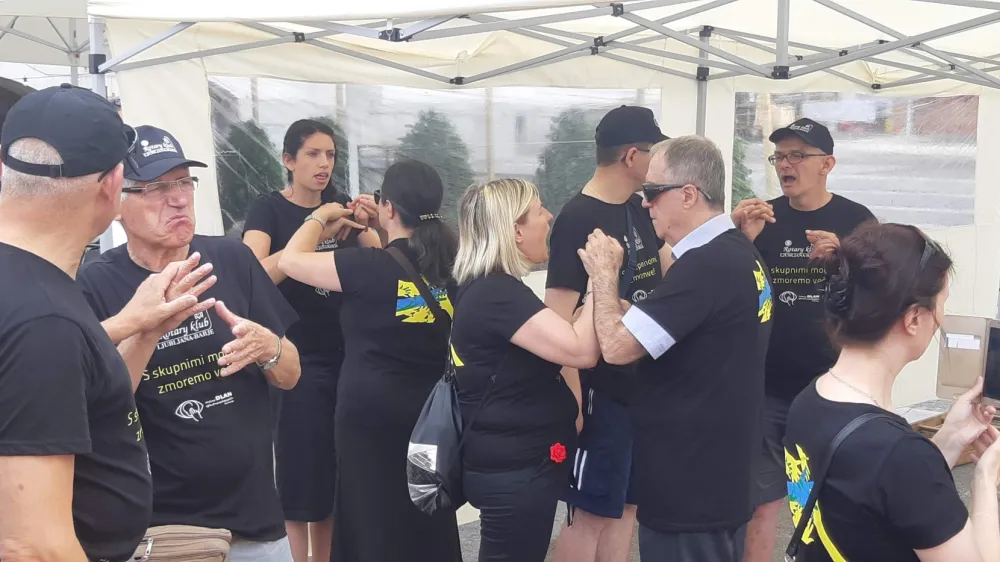 Dobrodelno prireditev bodo sooblikovali tudi gluhoslepi. Foto:  Združenje DLAN